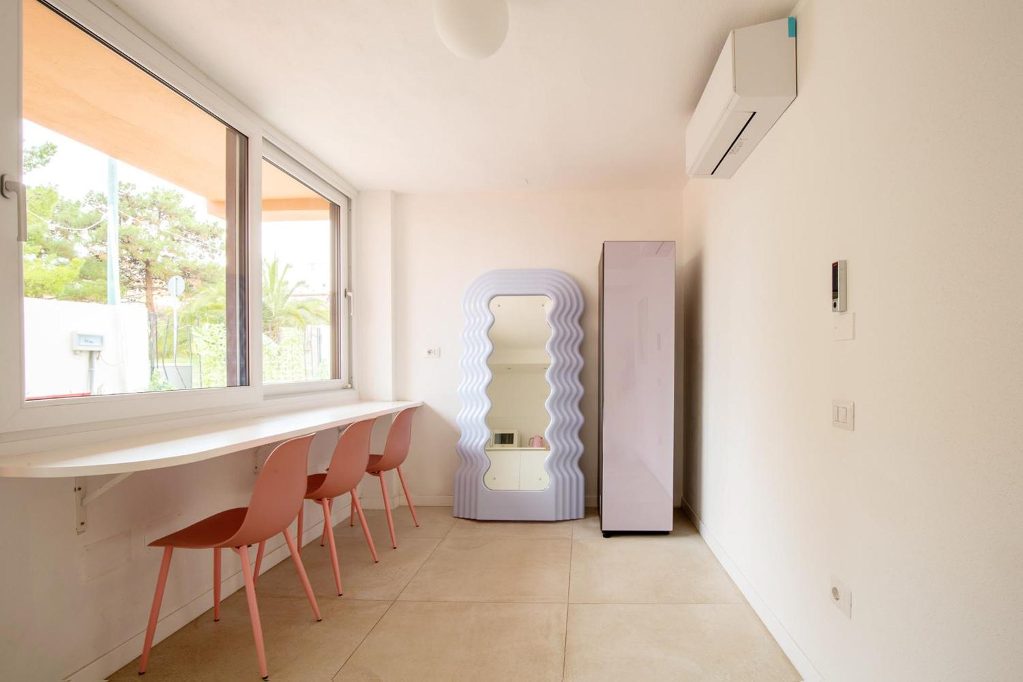 Spacebility Beach - Self Check-In Quartu SantʼElena Buitenkant foto